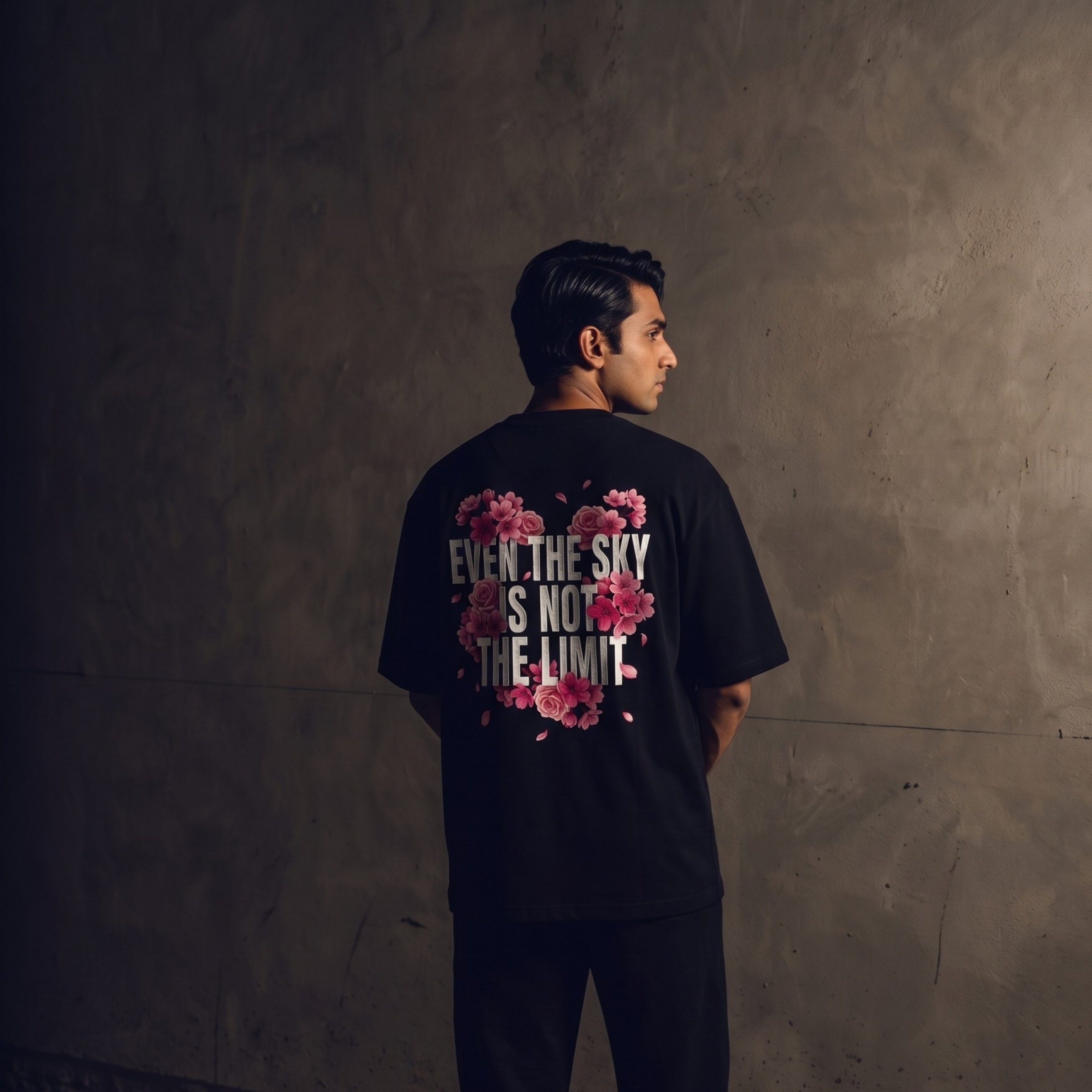 "Even The Sky Is Not The Limit" Floral Graphic Oversized T-Shirt - Black